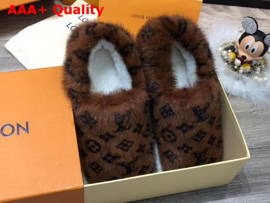 Louis Vuitton Dreamy Flat Loafer Natural Mink Fur 1A5T0H Replica