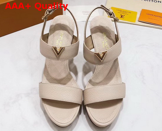 Louis Vuitton Essential V High Heel Platform Sandal in Beige Grain Leather Replica