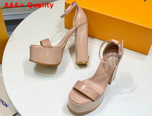 Louis Vuitton Fame Platform Sandal in Nude Patent Calf Leather 1AAZS9 Replica