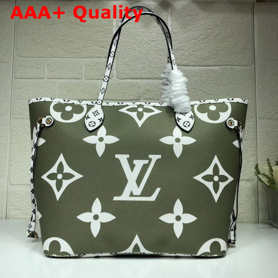 Louis Vuitton Fashion Show Neverfull MM Khaki and White Monogram Canvas Replica