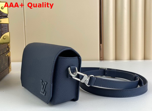 Louis Vuitton Fastline Weareable Wallet LV Aerogram Navy Blue Cowhide Leather Replica