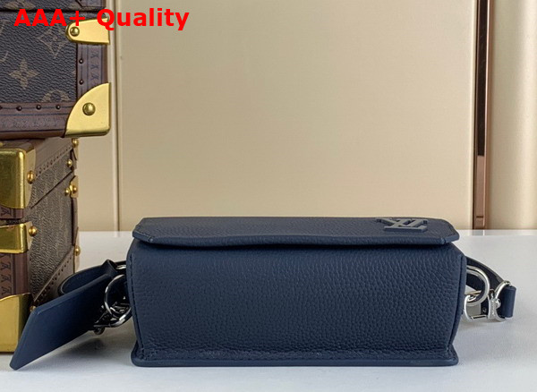 Louis Vuitton Fastline Weareable Wallet LV Aerogram Navy Blue Cowhide Leather Replica