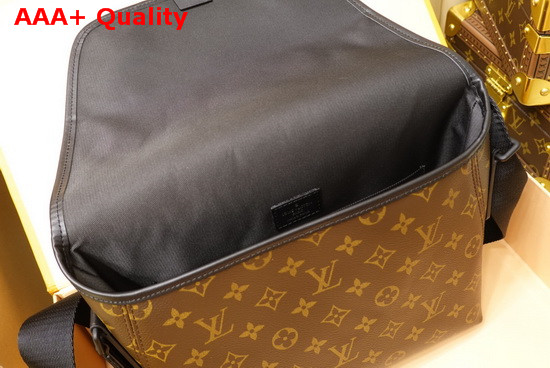 Louis Vuitton Flap Messenger in Monogram Canvas Replica