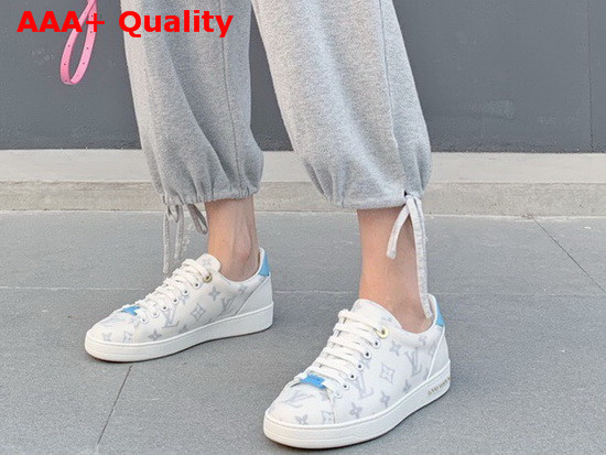 Louis Vuitton Frontrow Sneaker Bleu Technical Fabric and Calf Leather 1A8NY1 Replica