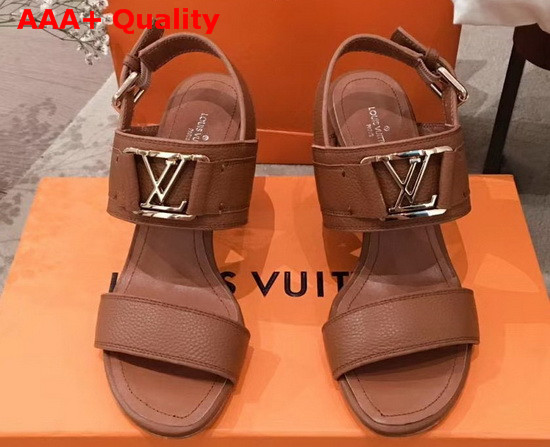 Louis Vuitton Horizon Sandal Cognac Grained Calf Leather 1A63XH Replica