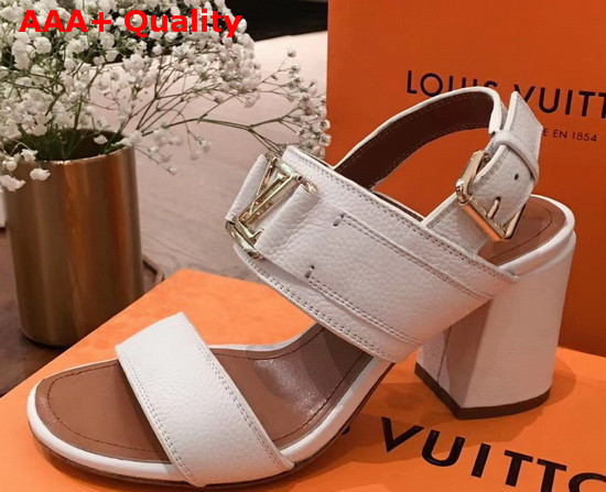 Louis Vuitton Horizon Sandal White Grained Calf Leather 1A63X2 Replica