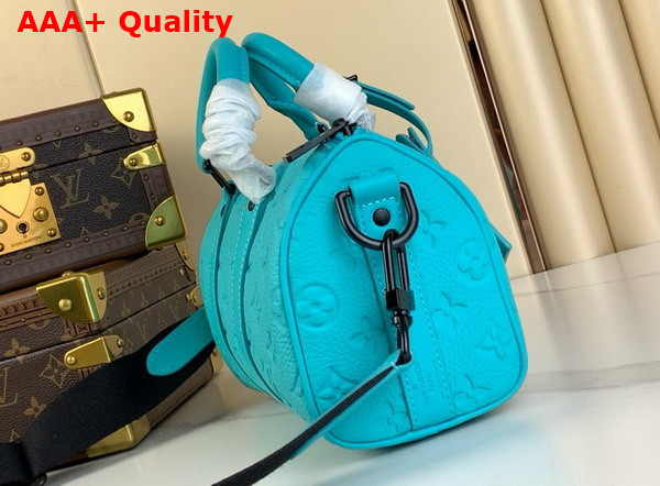 Louis Vuitton Keepall Bandouliere 25 in Turquoise Taurillon Monogram Embossed Cowhide Leather M11996 Replica