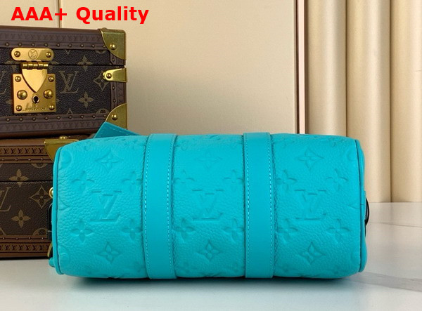 Louis Vuitton Keepall Bandouliere 25 in Turquoise Taurillon Monogram Embossed Cowhide Leather M11996 Replica