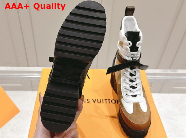 Louis Vuitton Laureate Platform Desert Boot in Beige Suede and Plain Calf Leather 1AD24J Replica