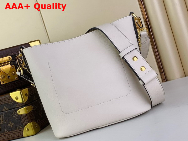 Louis Vuitton Lock and Walk Sleek Bucket Bag in Quartz Grained Calf Leather M24638 Replica