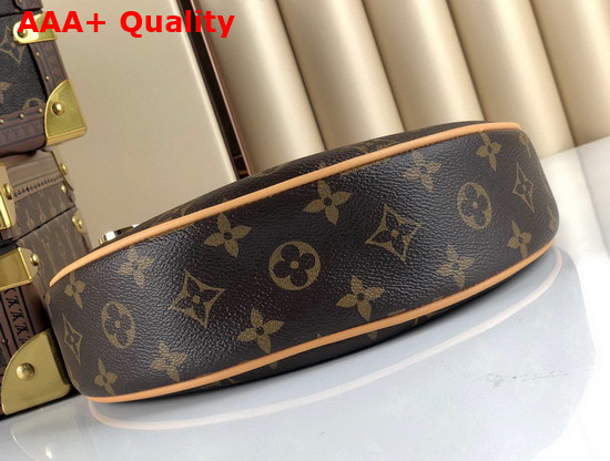 Louis Vuitton Loop Handbag in Monogram Canvas M81098 Replica