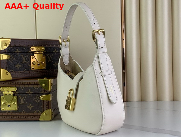 Louis Vuitton Low Key Shoulder Bag in Quartz Grained Calfskin M24990 Replica