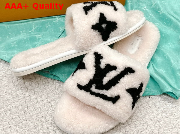 Louis Vuitton Magnetic Flat Mule in Beige Shearling Replica