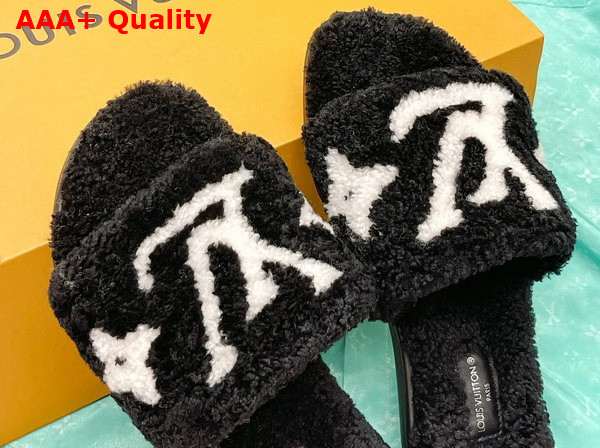 Louis Vuitton Magnetic Flat Mule in Black Shearling Replica