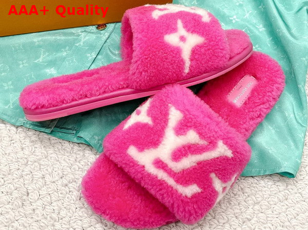 Louis Vuitton Magnetic Flat Mule in Fuchsia Pink Shearling Replica