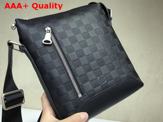 Louis Vuitton Messenger BB Damier Infini Cowhide Leather N42418 Replica