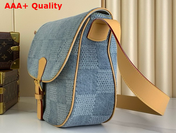 Louis Vuitton Montsouris Messenger MM in Blue Damier Denim 3D Coated Canvas N40743 Replica