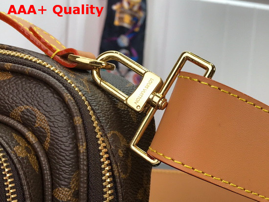 Louis Vuitton Multi Pocket Camera Bag in Monogram Canvas Replica