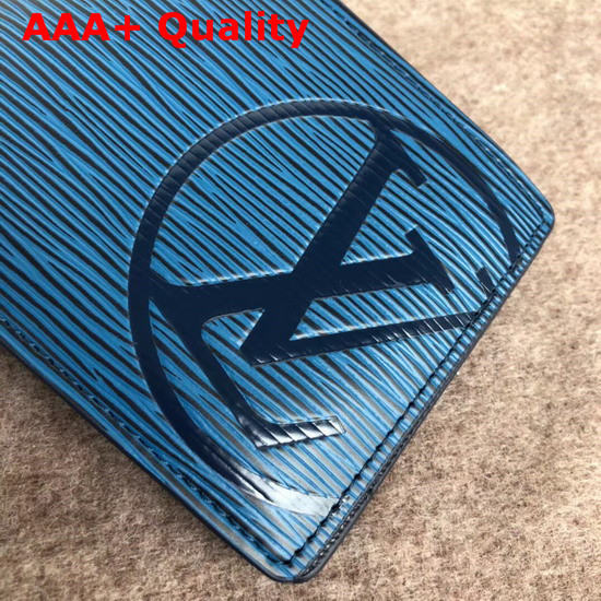 Louis Vuitton Multiple Wallet Epi Bleu Azur LV Circle Signature Replica