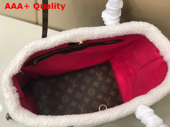 Louis Vuitton Neverfull MM in Grained Black Leather with Luxurious Shearling Trim M56960 Replica