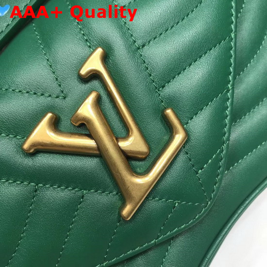 Louis Vuitton New Wave Chain Bag MM in Green Replica