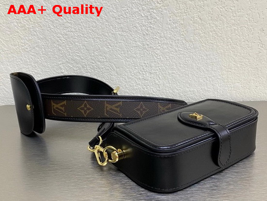 Louis Vuitton Officier Pouch in Black Cowhide Leather M69841 Replica