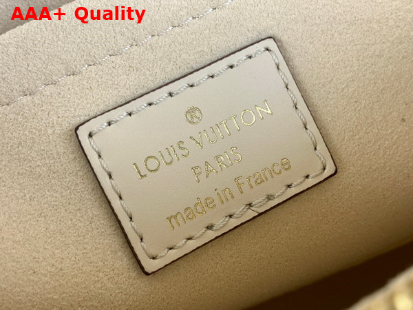 Louis Vuitton Onthego East West Tote Bag in Cream Monogram Empreinte Leather M23698 Replica