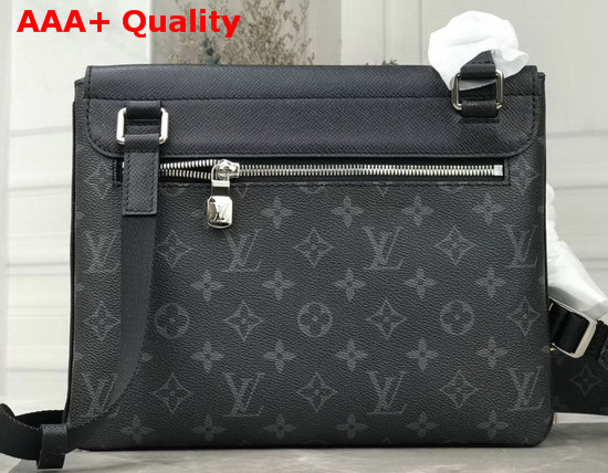 Louis Vuitton Outdoor Flap Messenger Black M30413 Replica