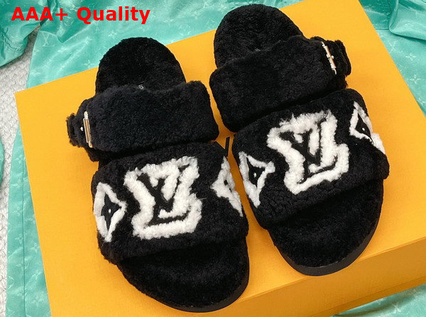 Louis Vuitton Paseo Flat Comfort Mule Noir Shearling 1AACR8 Replica