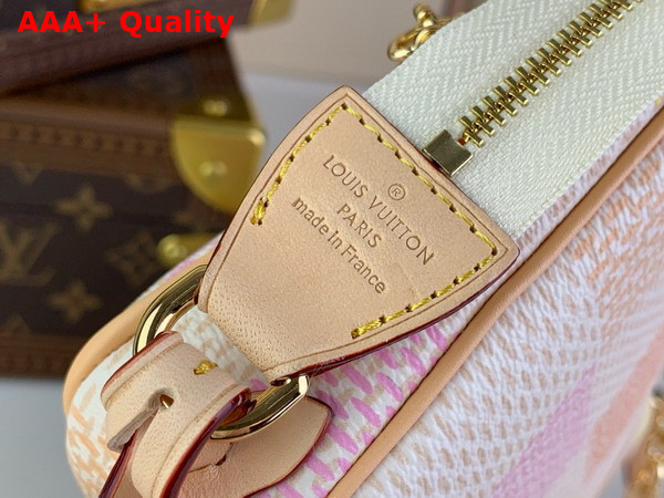 Louis Vuitton Pochette Accessoires Peach Pink Damier Coated Canvas N40642 Replica