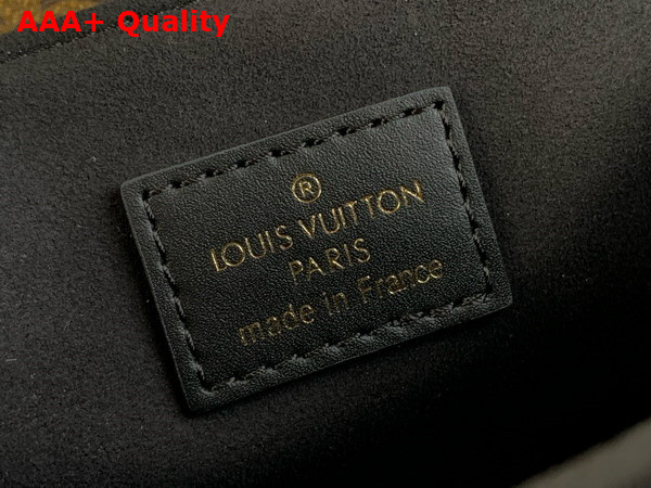 Louis Vuitton Pochette Metis Backpack Monogram Reverse Canvas M11941 Replica