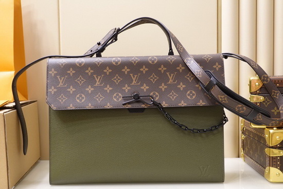 Louis Vuitton Robusto Briefcase Khaki Green Taiga Embossed Cowhide Leather M30591 Replica