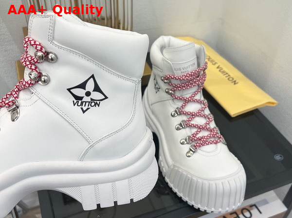 Louis Vuitton Ruby Flat Ranger in White Calf Leather 1AAM20 Replica