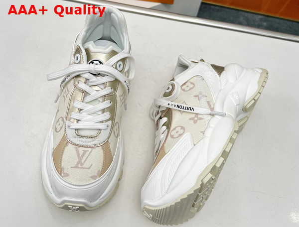 Louis Vuitton Run 55 Sneaker Beige Monogram Denim 1ABHR3 Replica