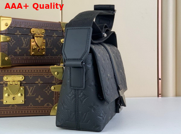 Louis Vuitton S Cape Messenger in Black Taurillon Monogram Embossed Cowhide Leather M23741 Replica