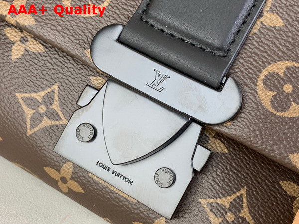 Louis Vuitton S Cape Messenger in Monogram Canvas Replica