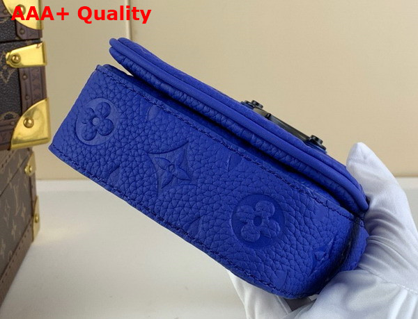 Louis Vuitton S Lock Vertical Wearable Wallet in Racing Blue Taurillon Monogram Cowhide Leather Replica