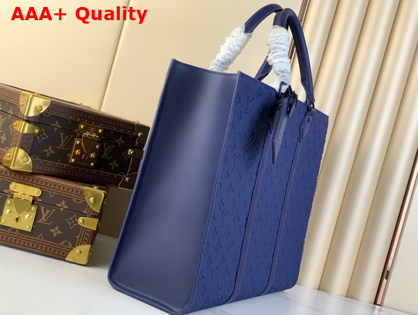 Louis Vuitton Sac Plat 24h Carryall Sapphire Taurillon Monogram Embossed Cowhide Leather M11690 Replica