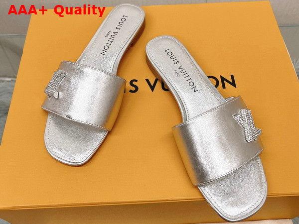 Louis Vuitton Shake Flat Mule in Silver Metallic Lambskin 1AB2QQ Replica