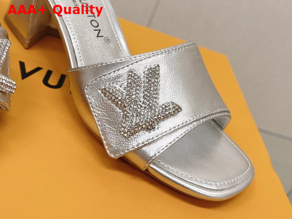 Louis Vuitton Shake Mule in Silver Metallic Lambskin 1AB2P2 Replica