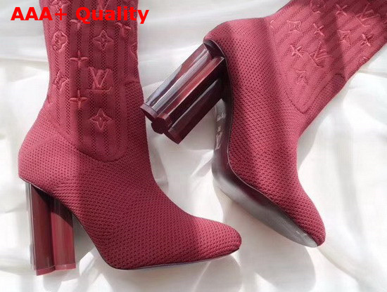 Louis Vuitton Silhouette Thigh Boot in Red Stretch Fabric Replica