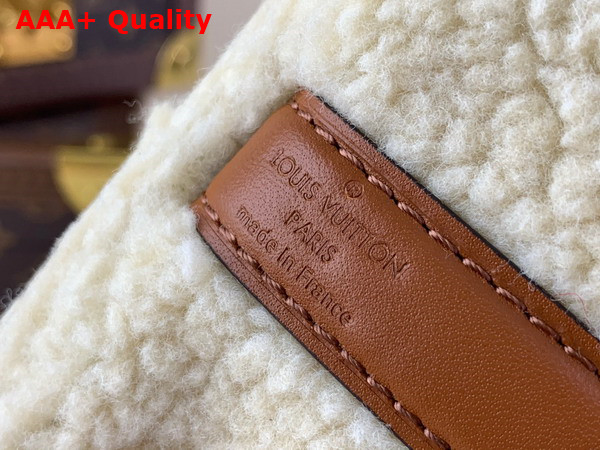 Louis Vuitton Speedy Bandouliere 25 in Cream and Brown Shearling M23468 Replica