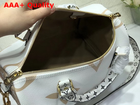 Louis Vuitton Speedy Bandouliere 30 White Monogram Canvas Replica