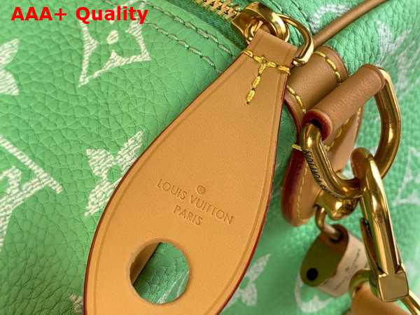 Louis Vuitton Speedy P9 Bandouliere 40 in Neon Green Monogram Leather Replica