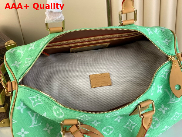 Louis Vuitton Speedy P9 Bandouliere 40 in Neon Green Monogram Leather Replica