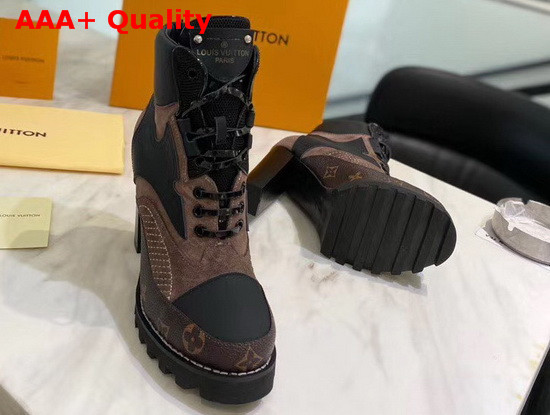 Louis Vuitton Star Trail Ankle Boot Khaki Green Calf Leather and Suede Calf Leather 1A86OF Replica