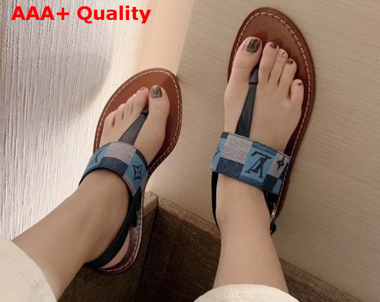 Louis Vuitton Starboard Flat Thong Sandal in Blue Calf Leather and Denim Patchwork Replica