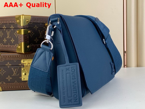 Louis Vuitton Takeoff Messenger in Atlantic Blue Cowhide Leather M23709 Replica