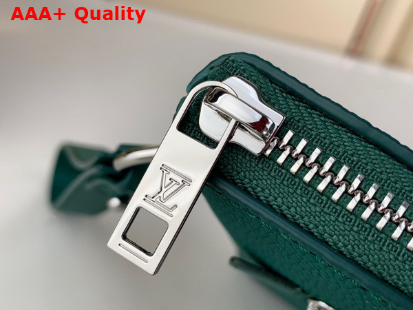 Louis Vuitton Takeoff Pouch in Evergreen Aerogram Leather Replica