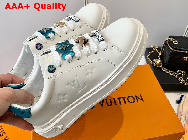 Louis Vuitton Time Out Sneaker Bleu Clair 1AADNS Replica